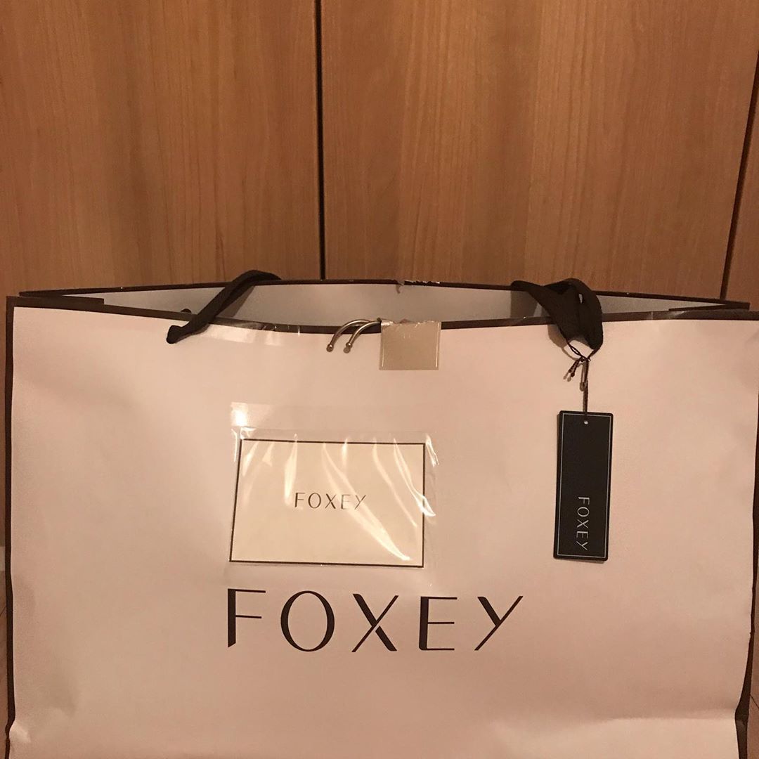 フォクシー FOXEY サマーアウトレットパック 40サイズ 88000円 【当店限定販売】