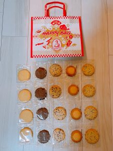 ステラおばさんのクッキーの福袋を公開2022-11-4