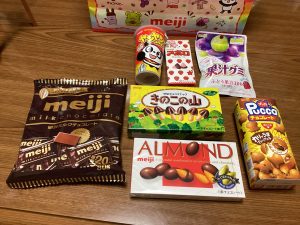 明治製菓の福袋の中身2025-3-1