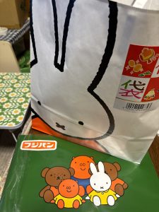フジパンの福袋の中身2025-2-1
