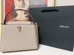 ヴァレクストラの福袋の中身2025-2-1